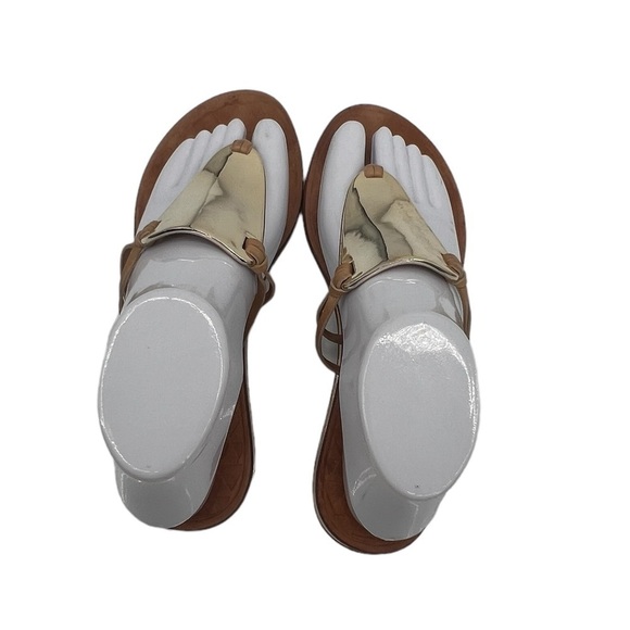 Daniblack Gold Thong Sandals Size 7 1/2 Women’s - Picture 6 of 10
